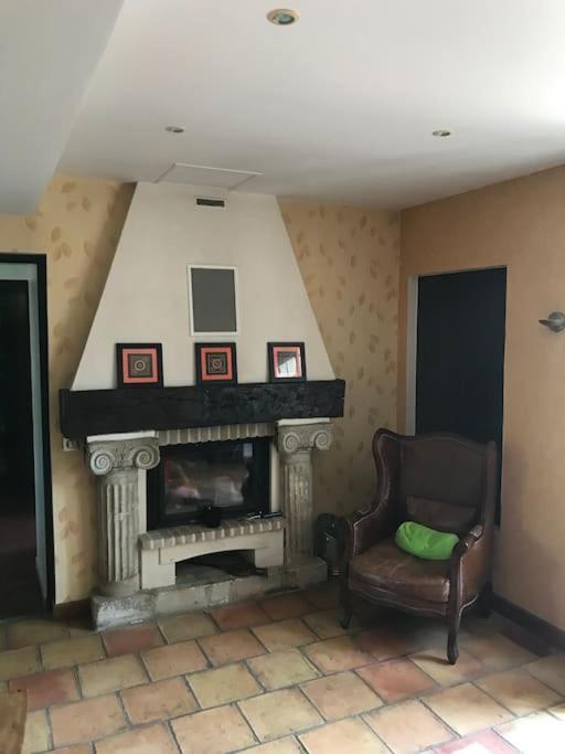 Moulin Sous La Vergne Nanteuil-en-Vallee Екстер'єр фото